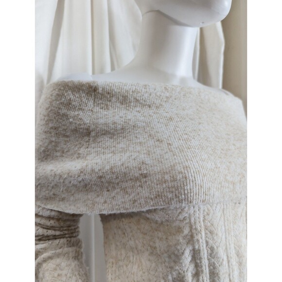 Off-Shoulder Cable Knit Sweater – Size S – Oatmeal Heather – NWT - Picture 4 of 8